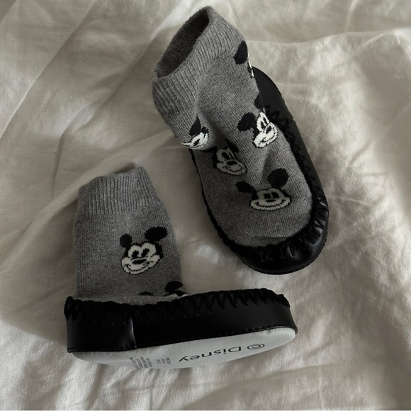 Mickey Mouse Disney booties - Picture 4 of 5